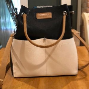 Nautical bucket bag only used once